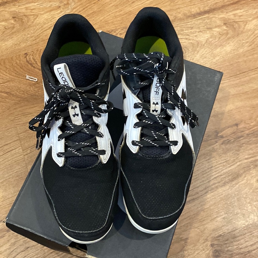 Men’s Under Armour Leadoff Low RM Molded Baseball Cleats Size 9